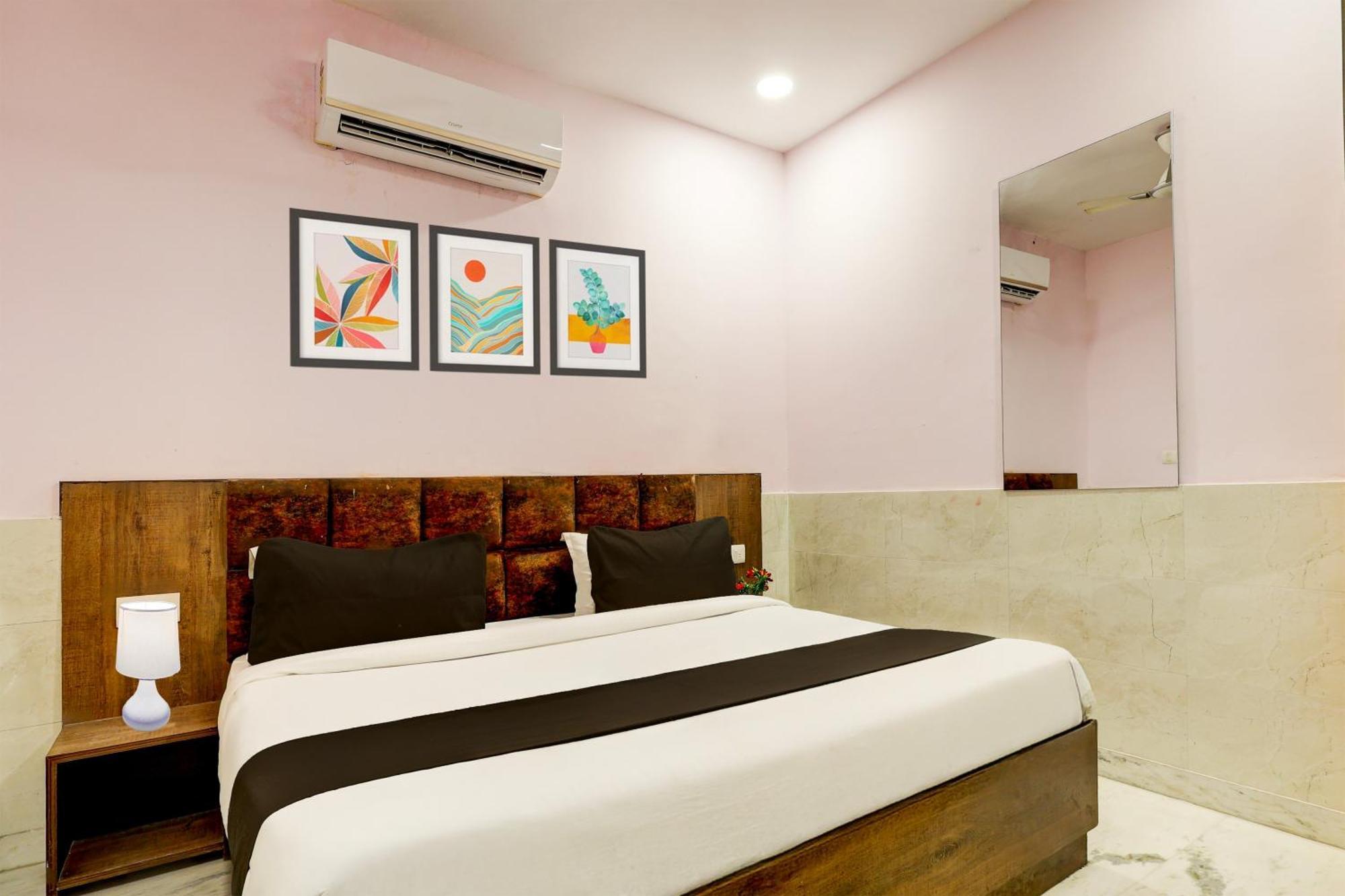 Super Hotel O Alipur Narela Exterior photo