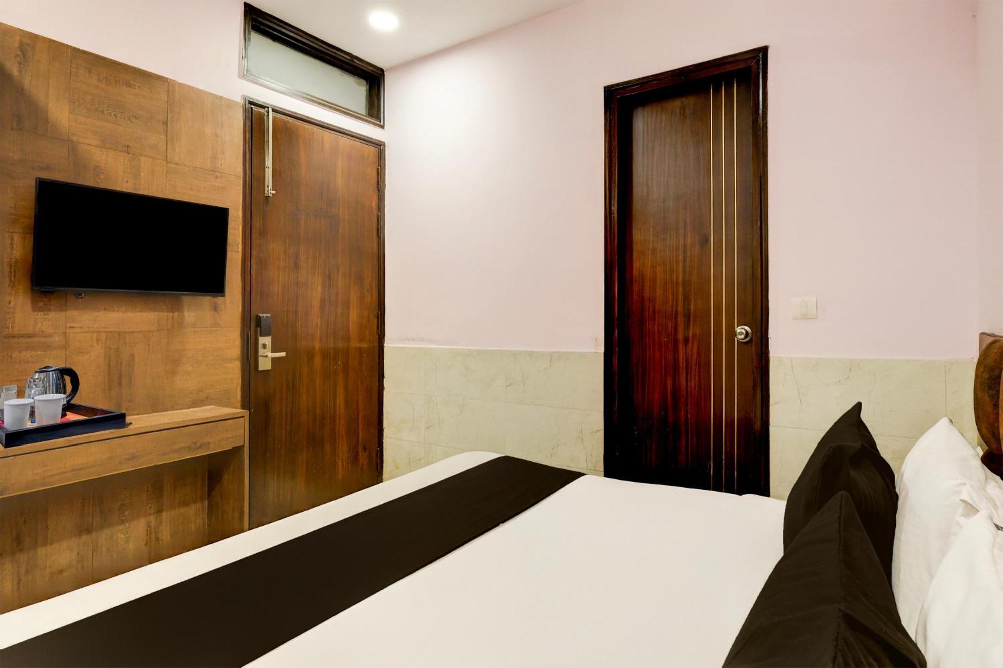Super Hotel O Alipur Narela Exterior photo