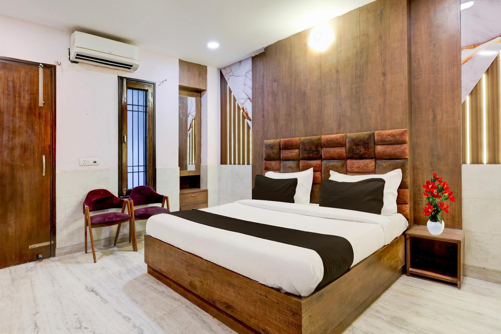Super Hotel O Alipur Narela Exterior photo